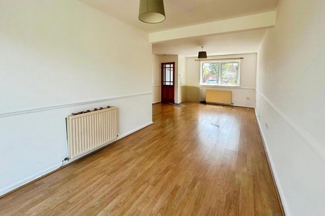 19, Speedwell Close, Chester photo 5