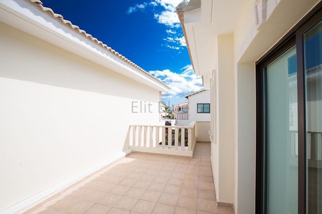Link-detached house for sale in Avgorou, Cyprus