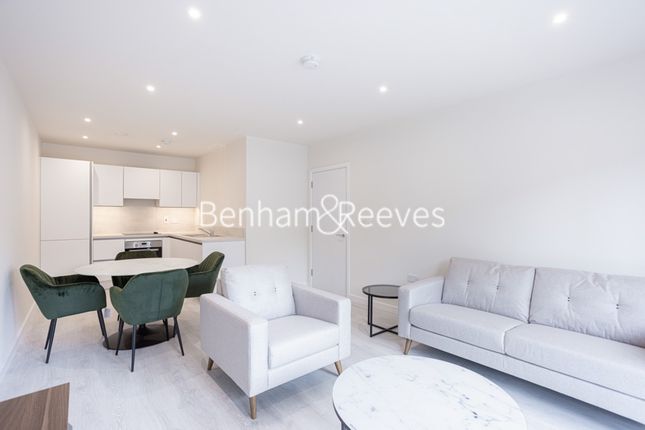 1 bed flat to rent in Inglis Way, Hampstead NW7