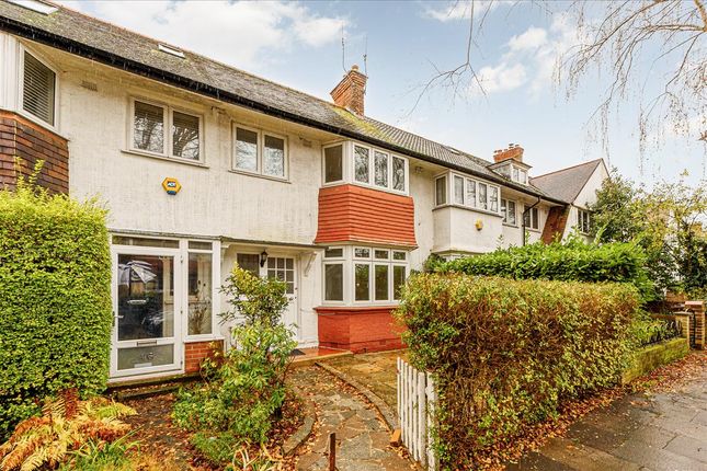 Terraced house for sale in Park Drive, Acton