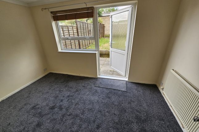 193, Shelley Road, Wellingborough photo 4
