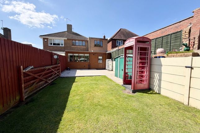 221, Commonside, Brierley Hill photo 2