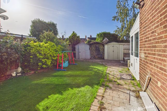 26 Grecian Street, Aylesbury photo 3