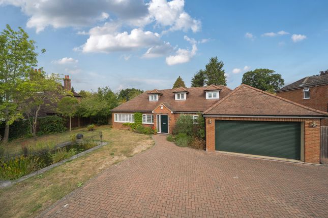 12, Smarts Heath Road, Surrey photo 2