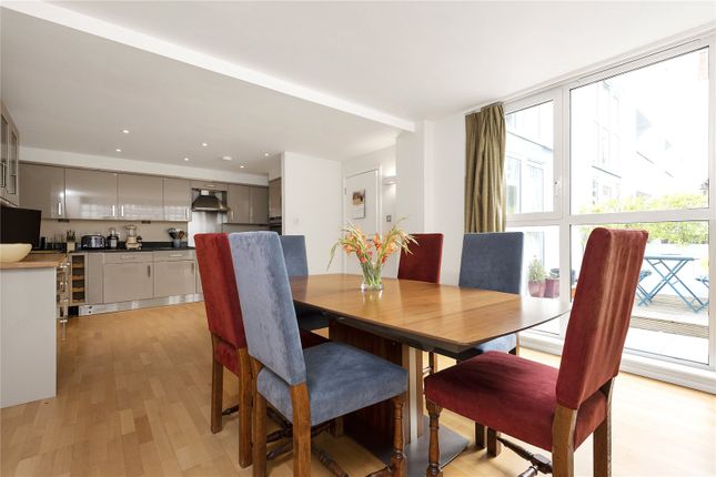 3 Bed Property For Sale In Enclave Court 2 Dallington
