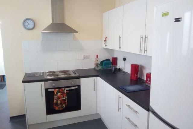 2 bed shared accommodation to rent in Tymawr Street, Port Tennant SA1