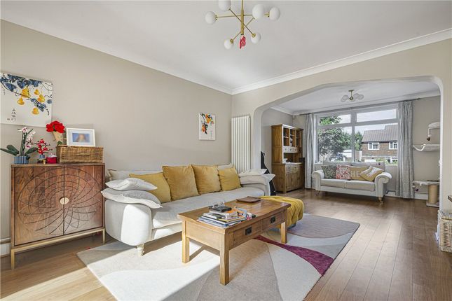 32, Ravensbury Road, Kent photo 4