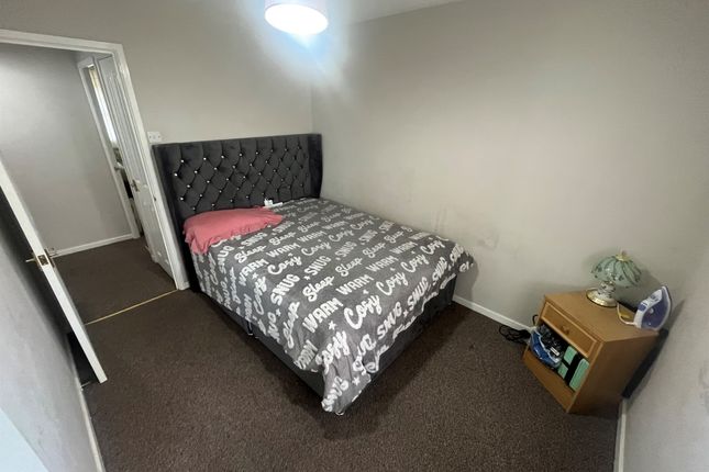 Semi-detached house for sale in Coltsfoot Close, Wednesfield, Wolverhampton