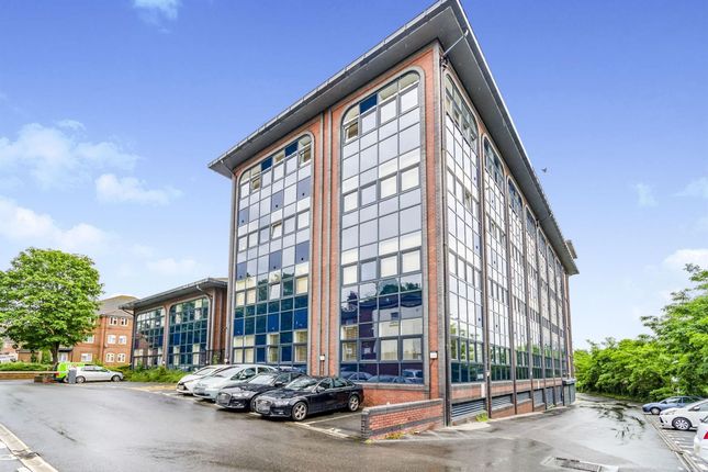2-bed flat on 4, SOUTHAMPTON, £1,250/mo