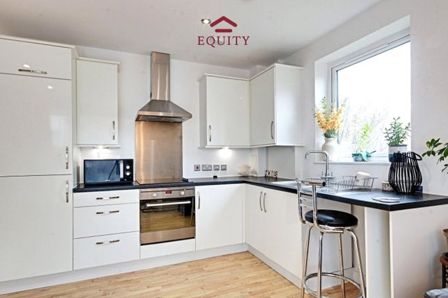 6, Potash House, 1, Canning Square, Enfield photo 4