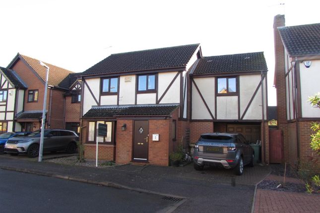 Thumbnail Detached house for sale in Frenchmans Close, Toddington, Dunstable