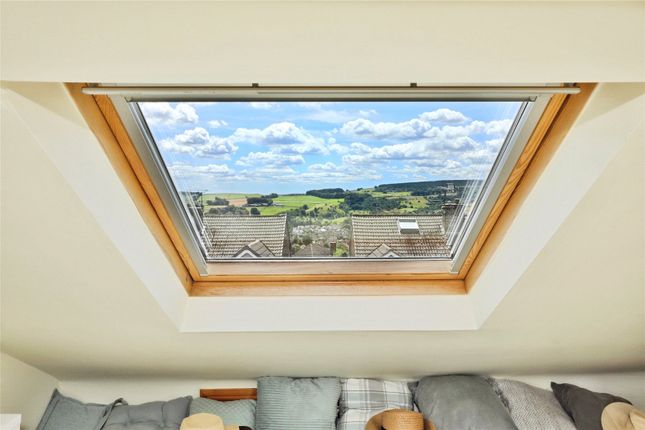5, St. Albans Close, South Yorkshire photo 3