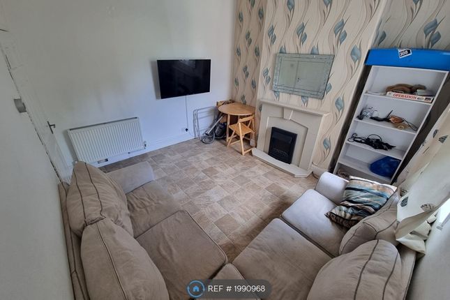 Terraced house to rent in Grafton Street, Hull