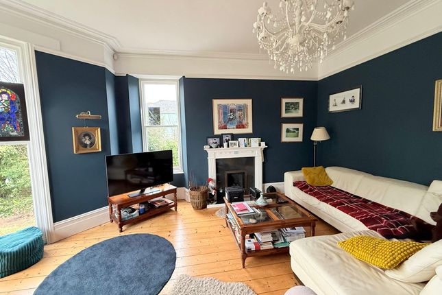 14 Vicarage Road, Torquay photo 4