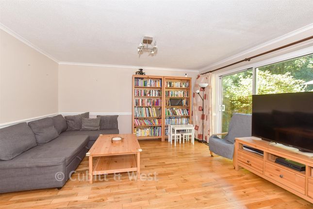 78, Cook Road, Horsham photo 4