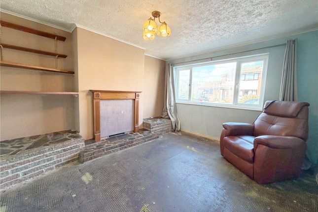6, Fernview Drive, Bury photo 3