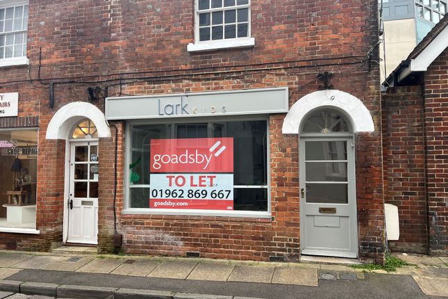 Retail premises to let in St. Thomas Street, Winchester