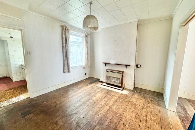 37 Brighton Road, Newhaven photo 4