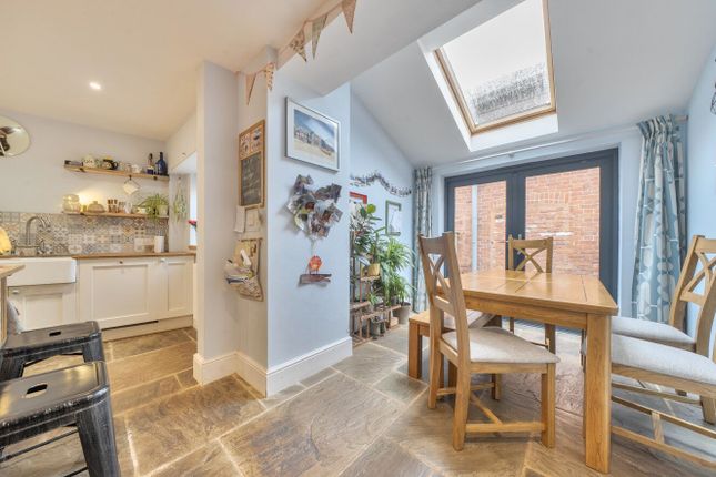 2 Woodhayes Cottages, Exeter photo 3
