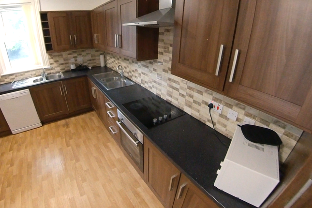 21 Victoria Road, Fallowfield, Manchester photo 3