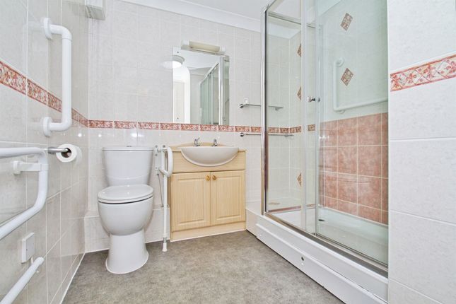 Apartment 11, Wyndham Court, Yeovil photo 4