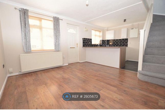 A, Finglesham Court, Maidstone photo 2