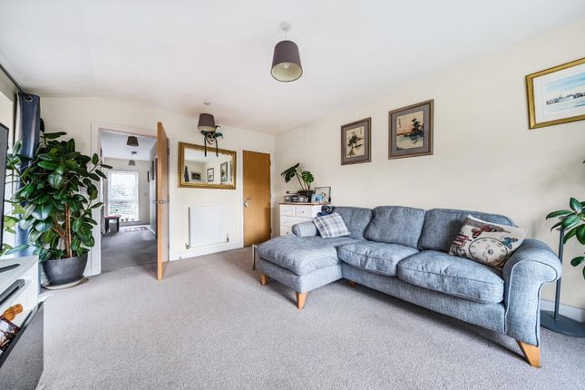 21, Brunel Way, Havant photo 3