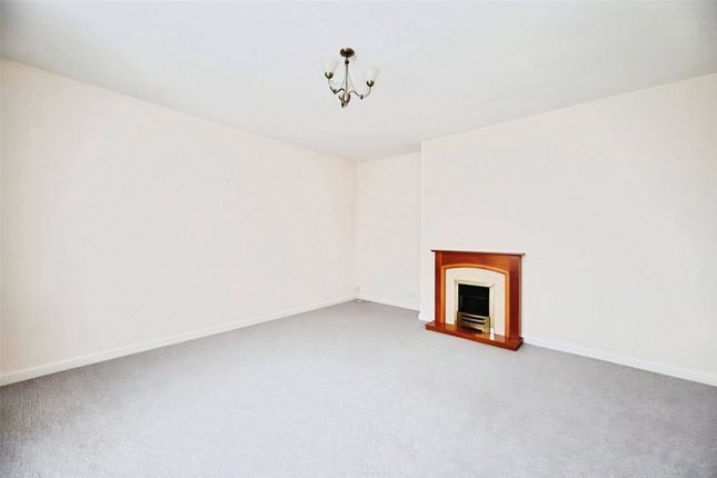 36, Eastoke Avenue, Hayling Island photo 4