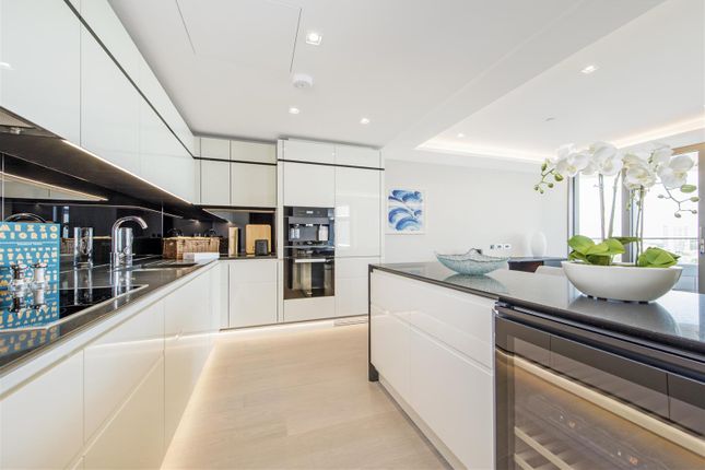 Flat for sale in The Corniche, Tower One, 24 Albert Embankment, Vauxhall, London