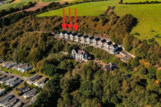 Apartment 5,, Apt 5 (19) Coastal View, Pendine photo 3