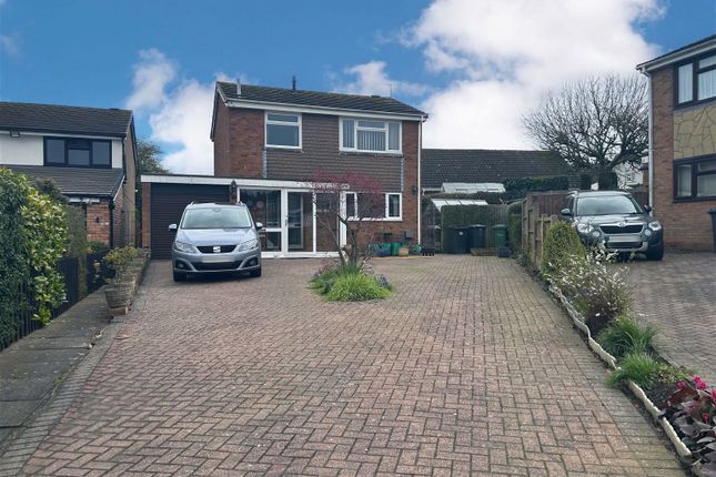 Thumbnail Detached house for sale in Willow Close, Bedworth