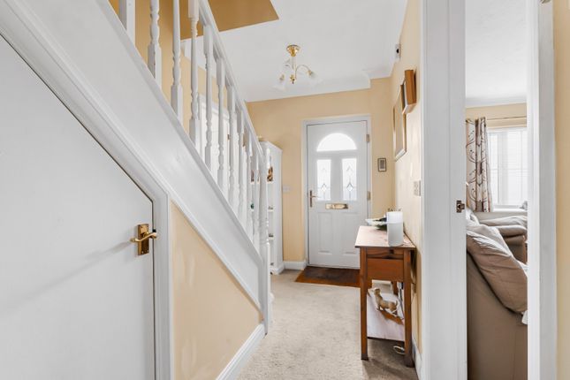 42 Chyvelah Vale, Gloweth, Cornwall photo 4