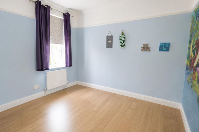113, Salisbury Avenue, Westcliff-On-Sea photo 5