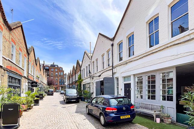 Office for sale in Astwood Mews, London