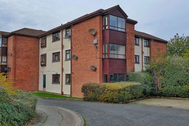 Flat to rent in King Henry Court, Sunderland