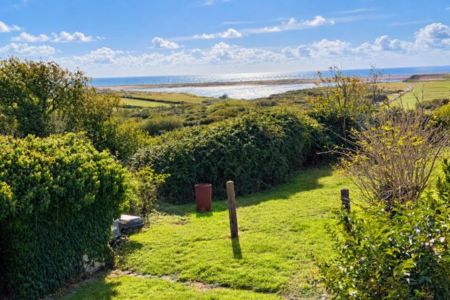 Chickerell Road, Weymouth photo 2