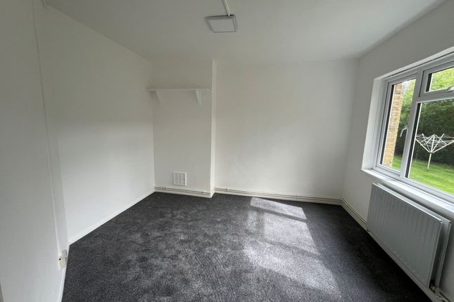 Flat to rent in Buchanan House, Brathway Road, Wandsworth