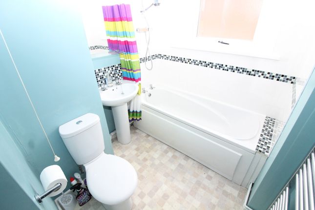 64, Whitethorn Place, Sketty, Swansea photo 4