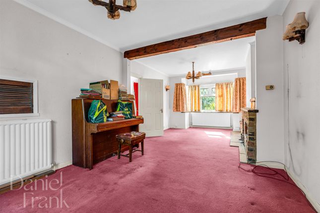 48, Rous Road, Buckhurst Hill photo 2