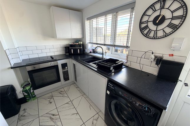 28, Spen Street, Stanley photo 2