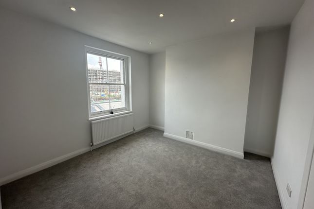 Thumbnail Flat for sale in 60D Gloucester Avenue, Primrose Hill, London, Greater London