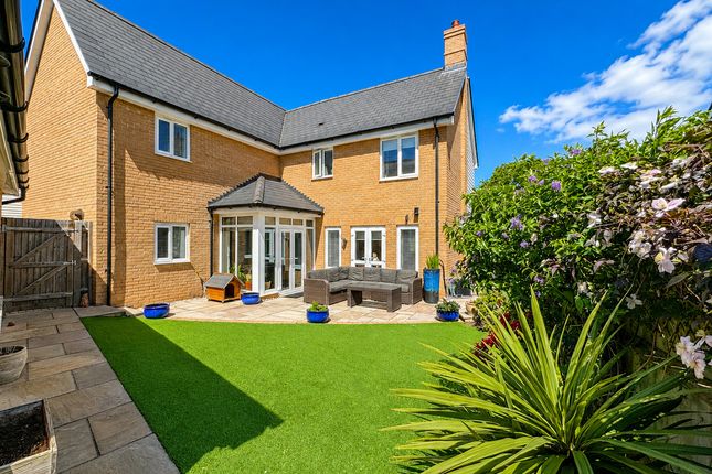 2, Arthur Court, Rochford photo 3