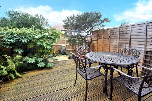 3, Trent Way, Worcester Park photo 4