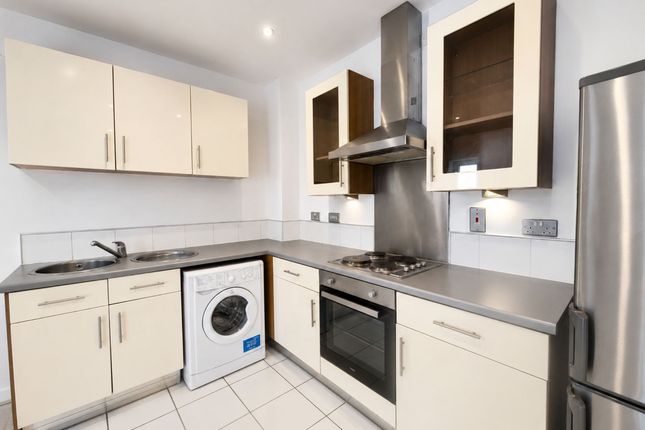 Apt 15, The River Buildings, Leicester photo 3
