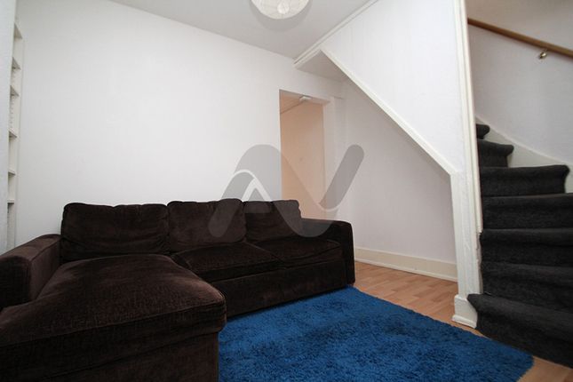 Thumbnail Terraced house to rent in Farrant Avenue, Wood Green