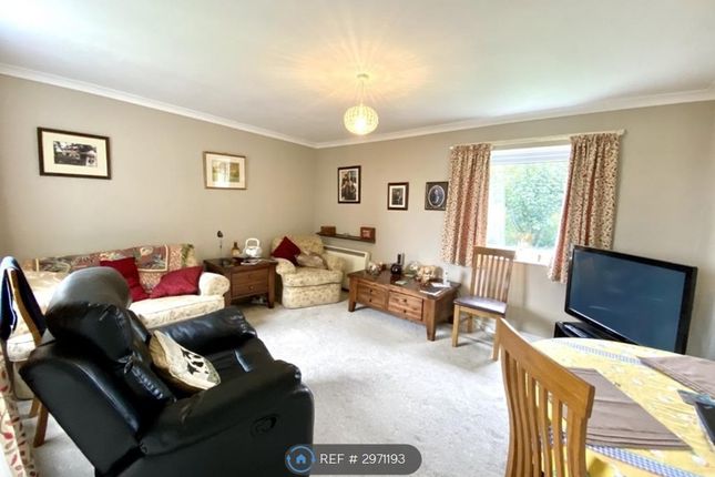 Flat Vivary Heights, Broadlands Rise, Taunton photo 2