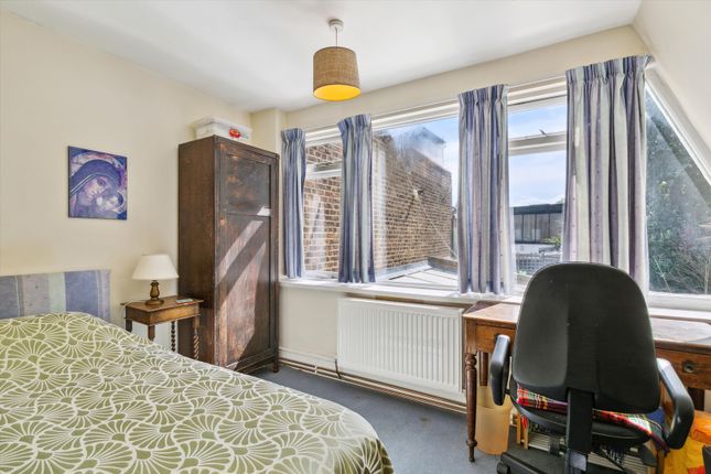 End terrace house for sale in Wallis's Cottages, London