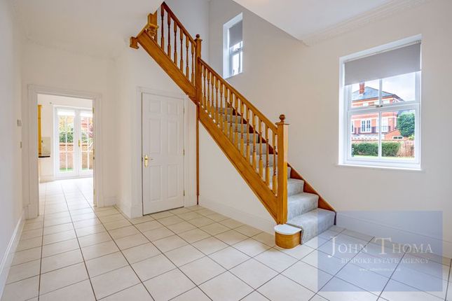 27, Brandesbury Square, Repton Park photo 2