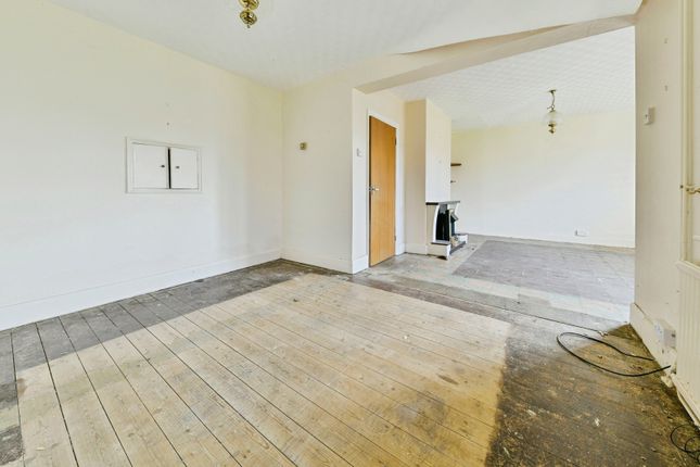 7, Becket Gardens, Hertfordshire photo 3