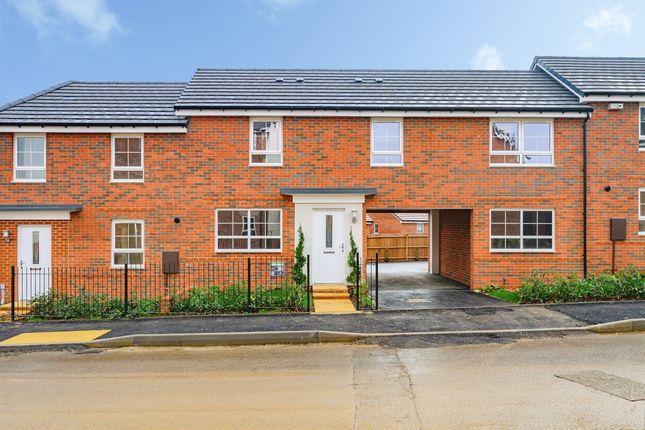 2-bed house on Chaulden Meadows, Long Chaulden, Hemel Hempstead, £380,000